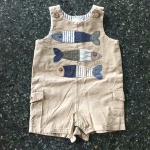 Mud pie shortall with fish appliqué